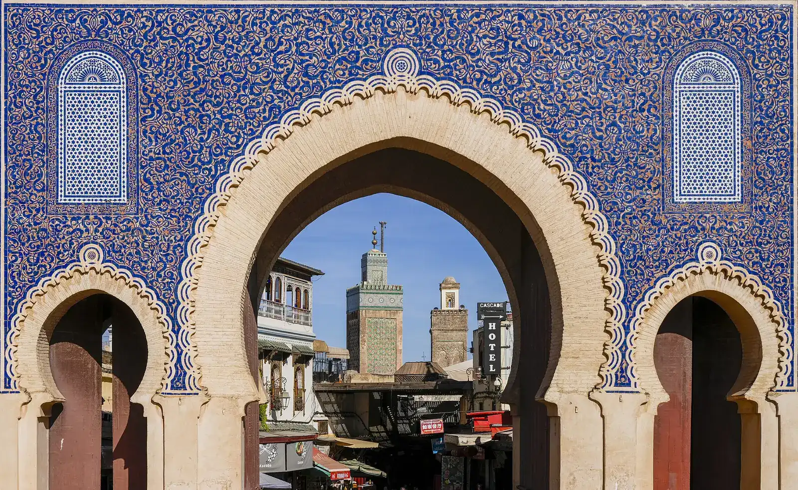Bab Boujloud, la puerta de entrada a la medina de Fez